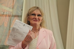 2015 09 25 Lydia cert_ep award dublin_Paula Geraghty